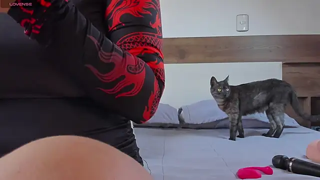  fullmoon online show from 10/03/25, 05:47