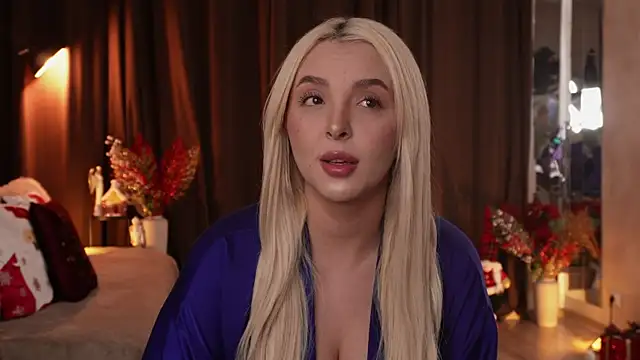 VictoriaMorrone online show from 12/20/25, 11:40