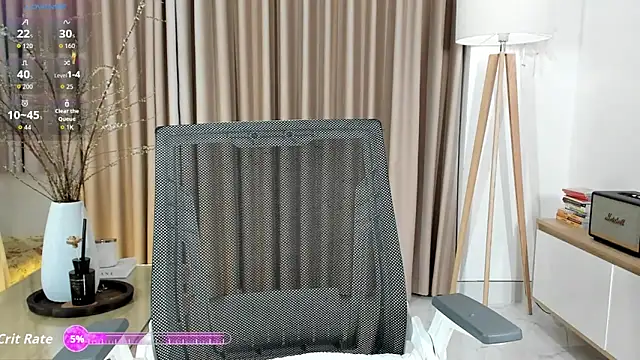  Joliie  online show from 03/04/26, 04:59