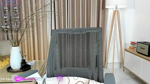  Joliie  online show from 02/10/26, 12:20