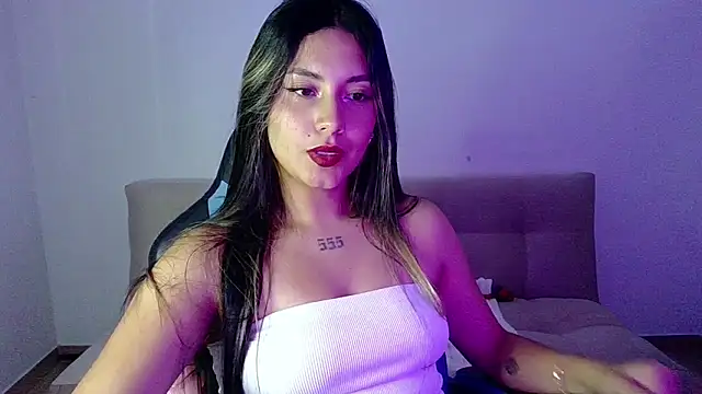 Lia 14  online show from 02/11/26, 11:26