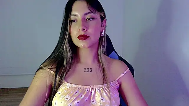 Lia 14  online show from 02/05/26, 11:11