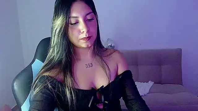 Lia 14  online show from 03/06/26, 10:38