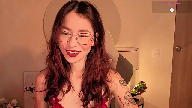 Snapshot of rosse_98_ chatting on 06/13/26, 02:26 rosse 98 online show from 06/13/26, 02:26