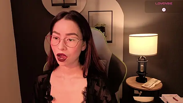 Snapshot of rosse_98_ chatting on 07/17/26, 02:25 rosse 98 online show from 07/17/26, 02:25