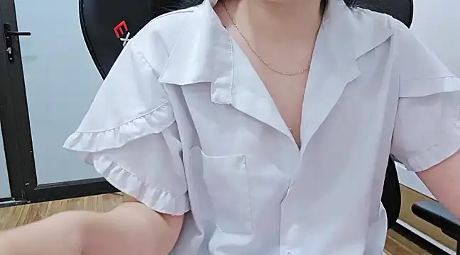 Kemmy babe20 online show from 01/17/25, 11:49