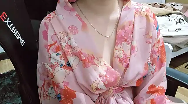 Kemmy babe20 online show from 02/26/25, 01:11