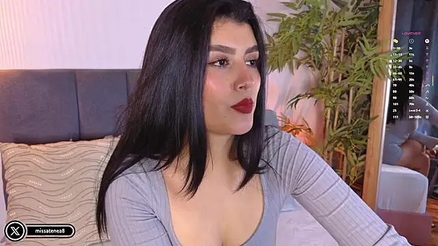 Snapshot of missatenea chatting on 01/19/26, 02:43 missatenea online show from 01/19/26, 02:43