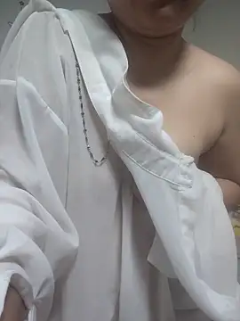 Snapshot of zhenzhen521 chatting on 03/21/25, 04:18 zhenzhen521 online show from 03/21/25, 04:18