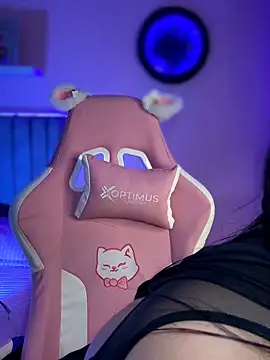 Emily cooper20 online show from 03/24/26, 02:00