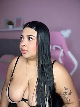 Emily cooper20 online show from 11/21/25, 12:09