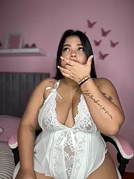 Emily cooper20 online show from 11/23/25, 03:00