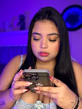 Emily cooper20 online show from 02/05/26, 01:45