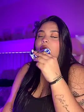 Emily cooper20 online show from 02/18/26, 01:25