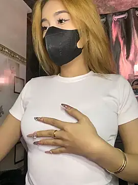 Snapshot of -KathySweet- chatting on 03/19/25, 02:13 -KathySweet- online show from 03/19/25, 02:13