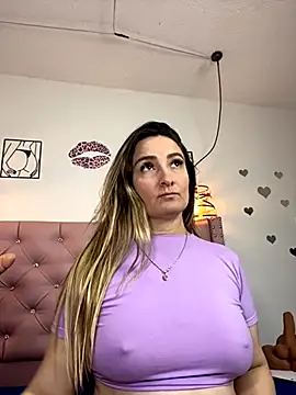 antonella87 online show from 11/11/25, 11:09