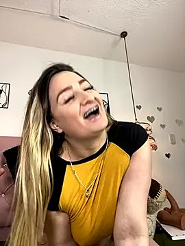 antonella87 online show from 11/06/25, 10:14