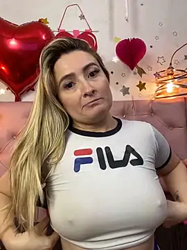 Snapshot of antonella87 chatting on 02/18/25, 03:21 antonella87 online show from 02/18/25, 03:21