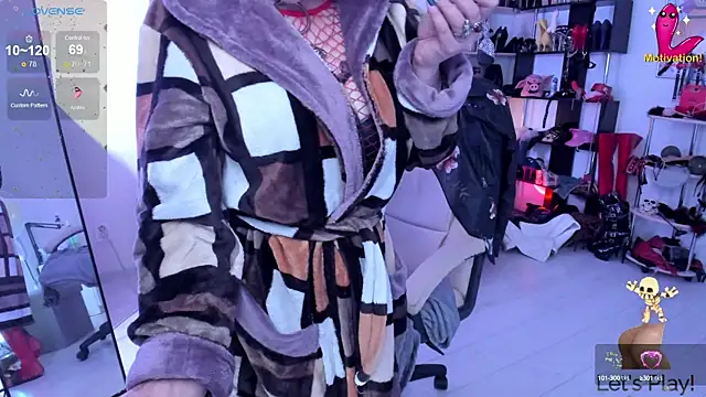 GinaMiracle online show from 10/12/25, 06:31