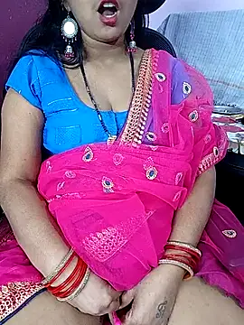 Snapshot of reemacouple007 chatting on 04/09/26, 06:19 reemacouple007 online show from 04/09/26, 06:19