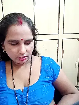 Snapshot of reemacouple007 chatting on 09/23/25, 07:26 reemacouple007 online show from 09/23/25, 07:26
