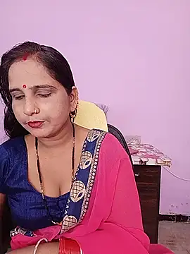 Snapshot of reemacouple007 chatting on 06/06/26, 08:08 reemacouple007 online show from 06/06/26, 08:08