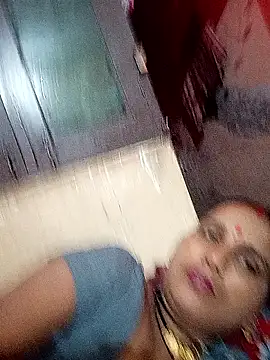 reemacouple007 online show from 10/20/25, 05:57