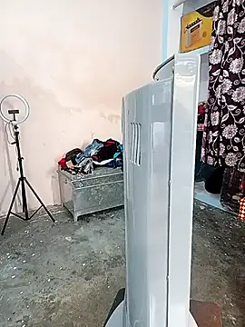 reemacouple007 online show from 11/14/25, 04:27