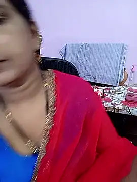 Snapshot of reemacouple007 chatting on 05/30/26, 06:42 reemacouple007 online show from 05/30/26, 06:42