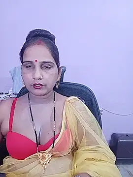 Snapshot of reemacouple007 chatting on 05/22/26, 06:28 reemacouple007 online show from 05/22/26, 06:28