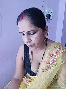 Snapshot of reemacouple007 chatting on 06/16/26, 09:31 reemacouple007 online show from 06/16/26, 09:31