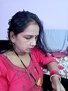 Snapshot of reemacouple007 chatting on 06/14/26, 07:53 reemacouple007 online show from 06/14/26, 07:53