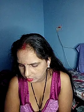 reemacouple007 online show from 11/04/25, 06:55