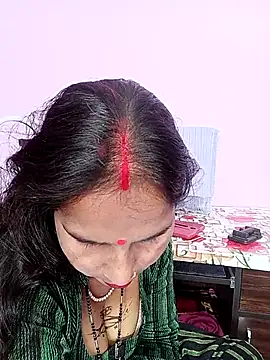 reemacouple007 online show from 02/04/26, 06:52