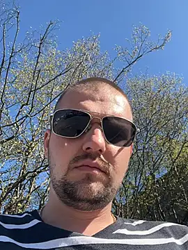 Snapshot of freenki41 chatting on 04/08/26, 01:34 freenki41 online show from 04/08/26, 01:34