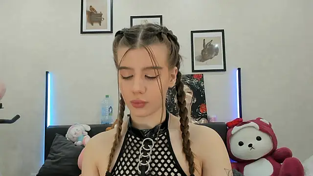 dolly ll online show from 03/12/26, 01:26