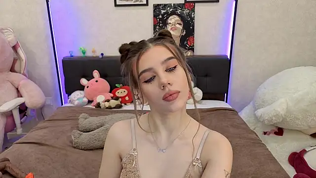 dolly ll online show from 10/04/25, 01:23