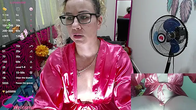 ViickySexy online show from 01/13/26, 07:07