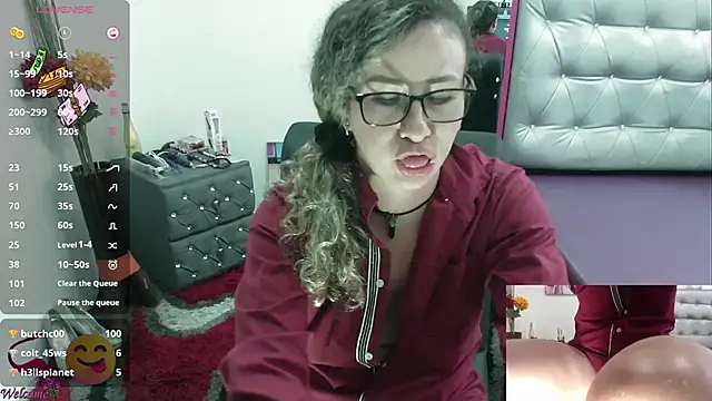 ViickySexy online show from 02/11/25, 10:39