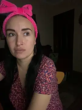 Roxana Bell online show from 02/12/26, 07:57