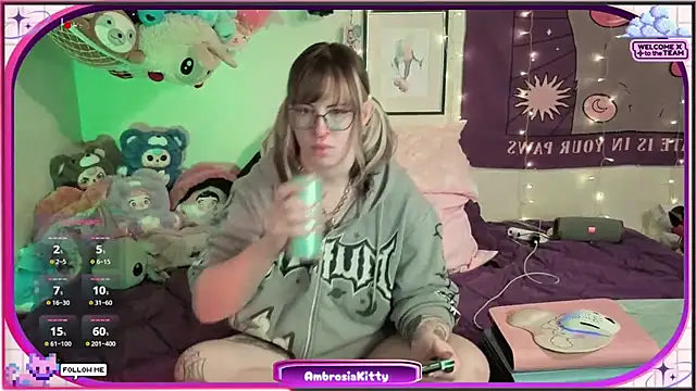 Snapshot of AmbrosiaKitty chatting on 02/19/26, 09:28 AmbrosiaKitty online show from 02/19/26, 09:28