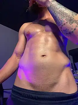 MachineDien online show from 10/10/25, 02:23