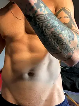 MachineDien online show from 09/28/25, 06:37