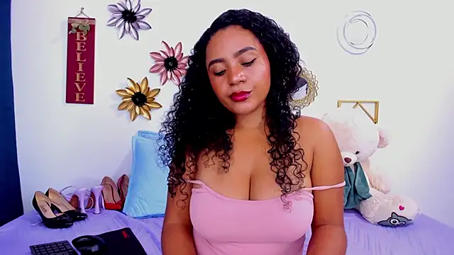 Snapshot of paolitakens chatting on 03/23/26, 12:11 paolitakens online show from 03/23/26, 12:11