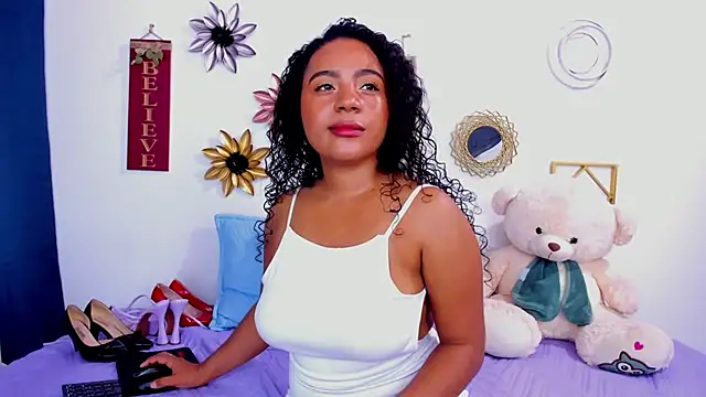 Snapshot of paolitakens chatting on 04/04/26, 11:39 paolitakens online show from 04/04/26, 11:39