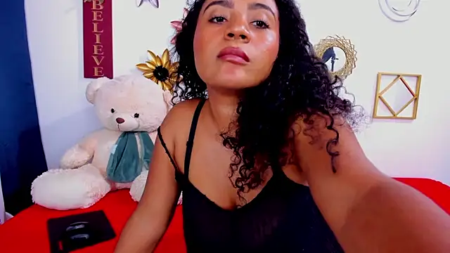 Snapshot of paolitakens chatting on 04/09/26, 11:55 paolitakens online show from 04/09/26, 11:55