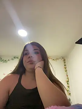 little tifanny82 online show from 02/07/26, 08:17