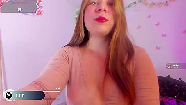 little tifanny82 online show from 02/21/26, 06:10