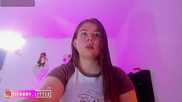 little tifanny82 online show from 11/01/25, 04:01