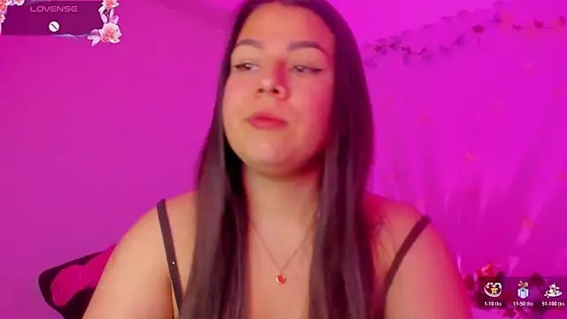 little tifanny82 online show from 04/17/26, 01:58